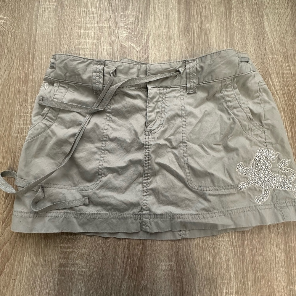 Express Gray Skirt w/ Rhinestones Design. Size 12.
